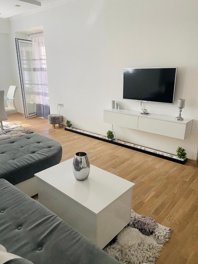 Royal King Apartment Kumanova Dış mekan fotoğraf